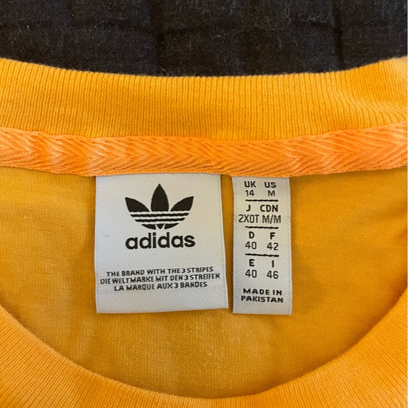 Adidas shirt - Picture 2 of 2